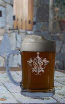 Bierkrug Axt und Schwert